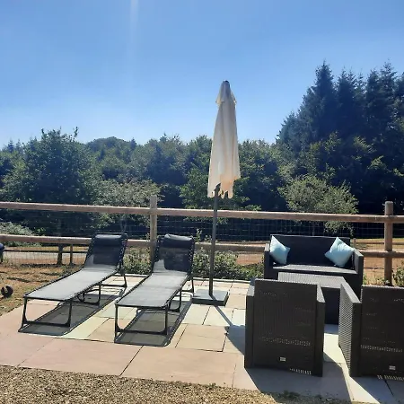 Madelaine Ranch, Nouvelle Piscine 2025 Feriehus