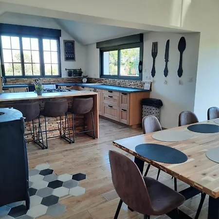 Holiday home Madelaine Ranch, Nouvelle Piscine 2025