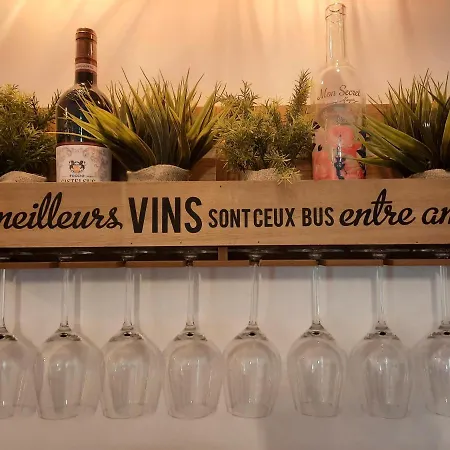 Madelaine Ranch, Nouvelle Piscine 2025 בית נופש Le Gast